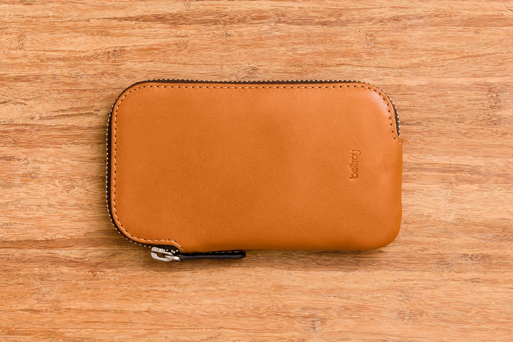 bellroy-everyday-phone-pocket-wallet-caramel-11の正面画像横
