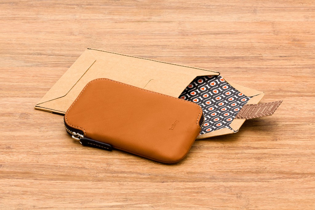bellroy-everyday-phone-pocket-wallet-caramel-12のパッケージ