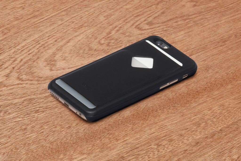 bellroy-phone-case-3cardのBLACKカラー